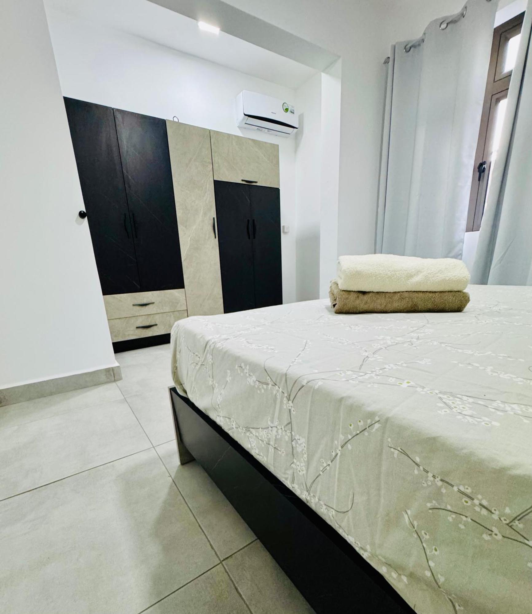 Modern Flat In Flic En Flac-Walk To The Beach Esterno foto